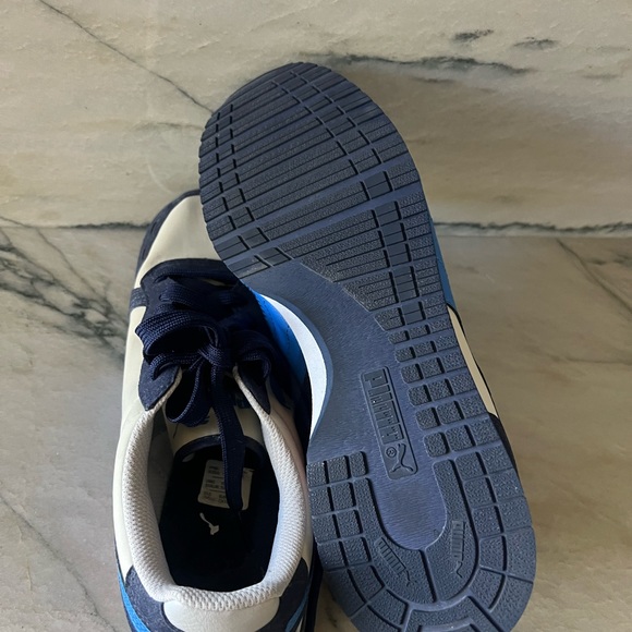 Puma Cabana Run Sneakers - Picture 5 of 6